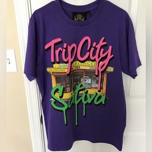 NWT Trip City Sativa Weed Tee